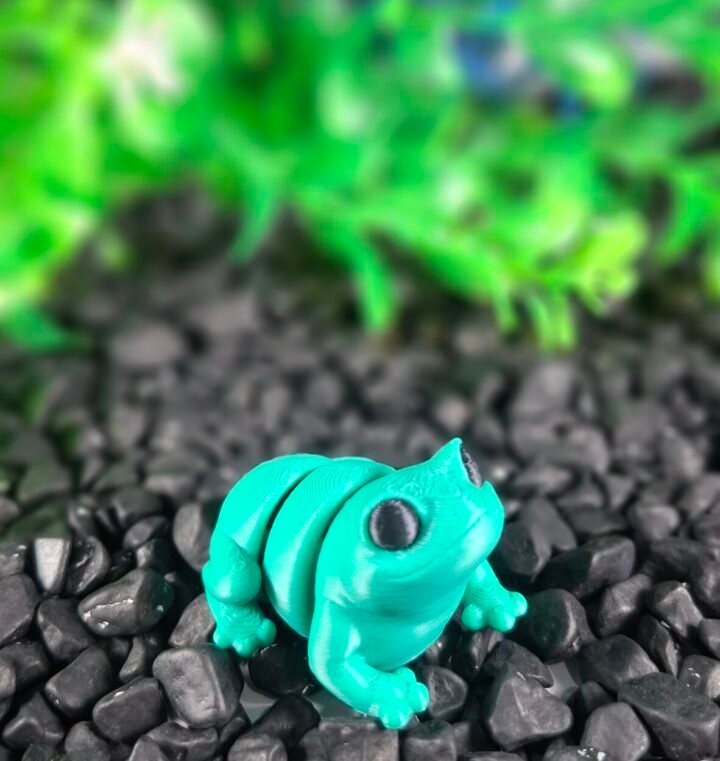 Small Frog Keychain